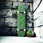 Skate Rosquinhas de lodo verde zombie<br><div class="desc">Rosquinhas zombies com lodo verde e borrifadas de aranha</div>