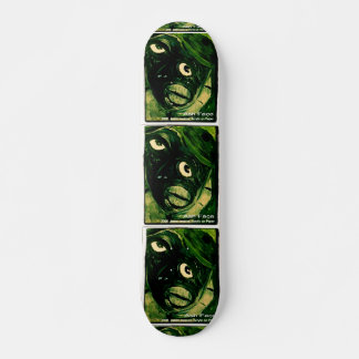 SKATE ROSTO DE CINZA