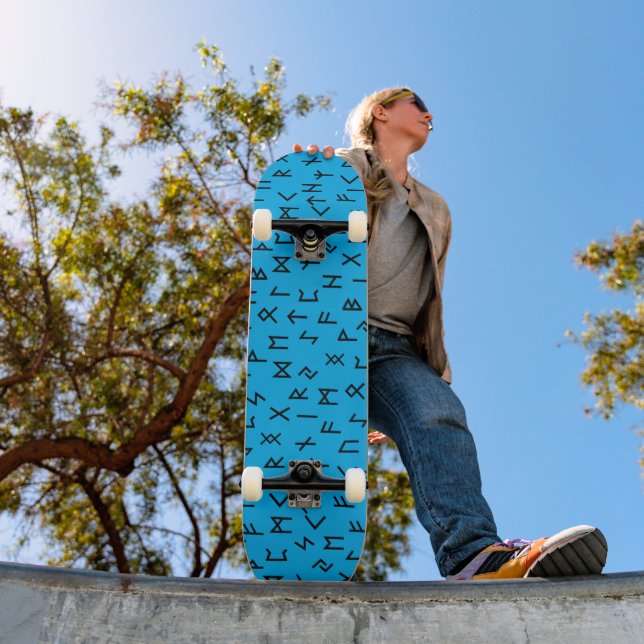 Skate Runas futhark antigas (Ao ar livre 1)