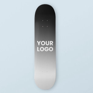 Skate Seu Logotipo & Gradiente de Cor Editável Moderno