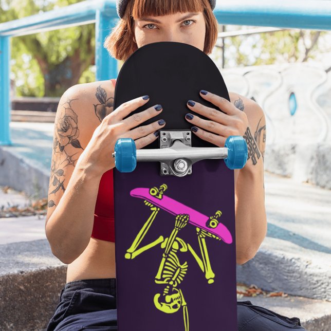 SKATE SKELETON SKATEBOARDING 'OSSO A SER SELVAGEM' (Criador carregado)