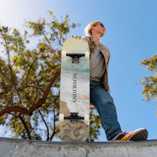Skate Sol Elegante E Praia Do Oceano Azul