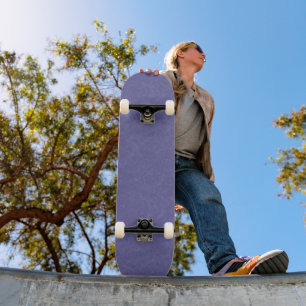 Skate Superfície roxa texturizada com padrão giratório