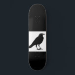 Skate Tabuleiro Preto Raven Negro<br><div class="desc">Um preto gótico ilustrado, corado no skate preto.</div>