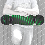 Skate Tecno Cyber Green Strips Black<br><div class="desc">Listras brilhantes verdes e negras parecem brilhar no escuro como luzes de néon. É elegante e brilhante com um design abstrato do ciberespaço futurista de alta tecnologia. Personalize-o com Iniciais. Esta imagem é uma fotografia original de JLW_PHOTOGRAPHY.</div>