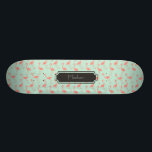 Skate Teste padrão cor-de-rosa do flamingo com nome<br><div class="desc">Este é um desenho de um pássaro do flamingo que seja feito em um teste padrão. O fundo é uma cor bonito da hortelã.  Há um quadro no design onde você pode ter seu nome imprimido.</div>