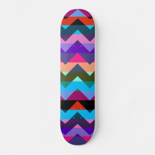 Skate Teste padrão multicolorido da listra do ziguezagu