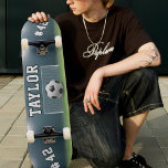 Skate Treinador do jogador de futebol de futebol do camp<br><div class="desc">skate de futebol / futebol com texto personalizável. Excelente para treinador,  adeptos e jogadores desportivos,  mulheres/raparigas e homens/rapazes.</div>