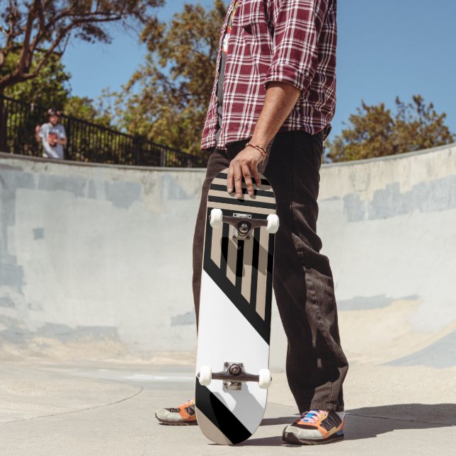 Skate Triângulos - Trapos, Pretos e Brancos (Ao ar livre 2)