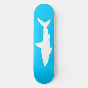 Skate Tubarão Nadando