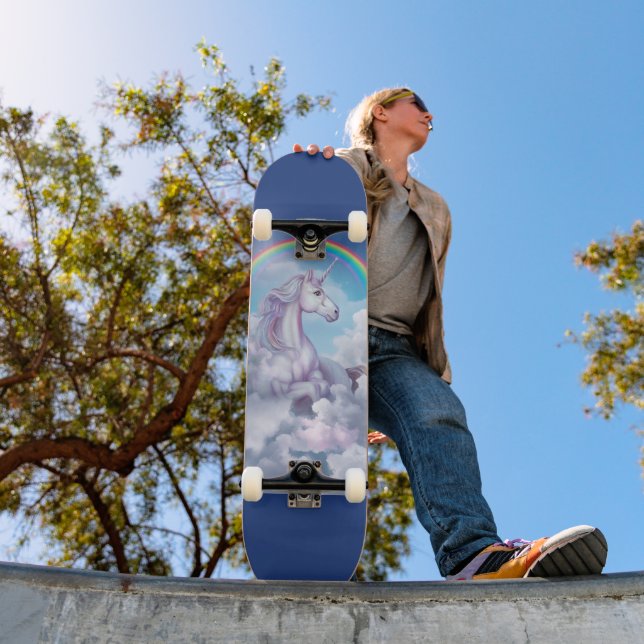 Skate Unicórnio nas Nuvens (Ao ar livre 1)