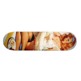 Skate Vintage Naughnic Pin Up Girl