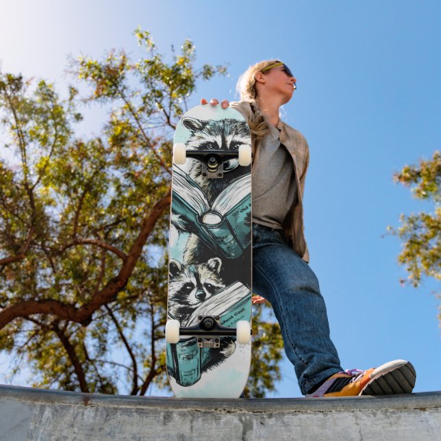Skate Vintage Raccoon Readers Club (Ao ar livre 1)
