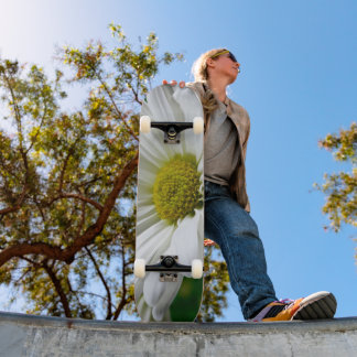 Skate White Daisies