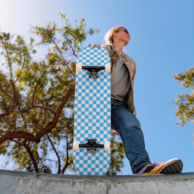 Skate Xadrez azul claro clássico  (Ao ar livre 1)
