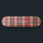 Skate Xadrez de Natal - Russo Verde Branco Personalizado<br><div class="desc">Xadrez de Natal Rustic Red Green White Check skate. Perfeito para treinamentos e como estocador. Outras leggens de tartã e xadrez também disponíveis nesta loja</div>