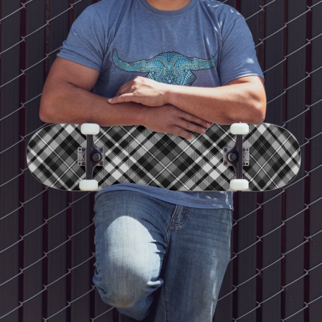 Skate Xadrez Escocês Preto Cinza Branco  (Ao ar livre 3)