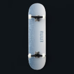 Skateboard Azul com Glitter com Nome<br><div class="desc">Personalize facilmente este baralho de skate de faux rosa personalizado. Torne este skate seu próprio conteúdo adicionando seu texto. Para acessar ferramentas avançadas de edição, vá para "Personalizar este modelo" e clique em "Detalhes", role para baixo e pressione o link "clicar para personalizar mais". Ideal para qualquer ocasião como aniversário...</div>