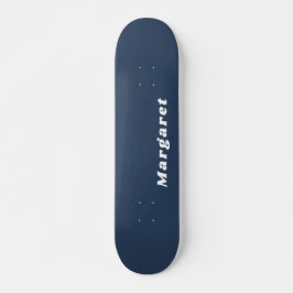 Skateboard azul marinho com seu nome em estilo