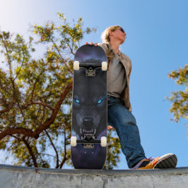  Skateboard com cabeça de lobo preto rosnando 