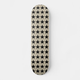 Skateboard com Padrão de Estrelas Bege e Preto