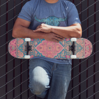 Skateboard com padrão persa