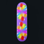 Skateboard de Balões Coloridos<br><div class="desc">Quadro de discussão de balões coloridos - ou Escolha / adicione as cores de fundo favoritas!</div>