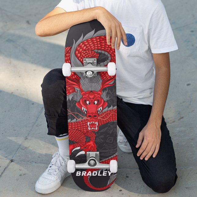 Skateboard do nome personalizado do dragão vermelh (Criador carregado)