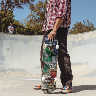 Skateboard Mosaico 3D Colorido - Luxo Moderno
