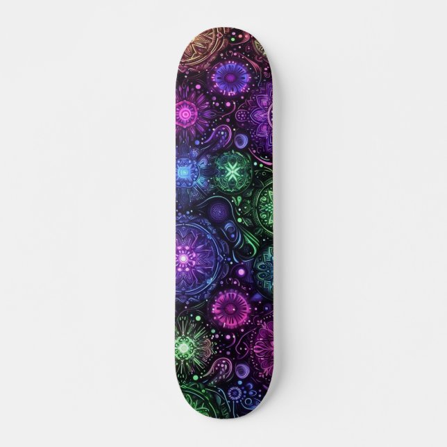 Skateboard Padrão de Grafite de Luz Negra (Frente)
