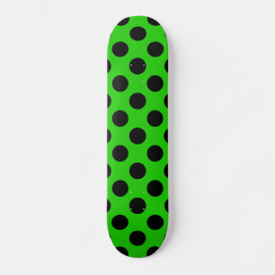 Skateboard Verde e Preto com Grandes Pontos Polka