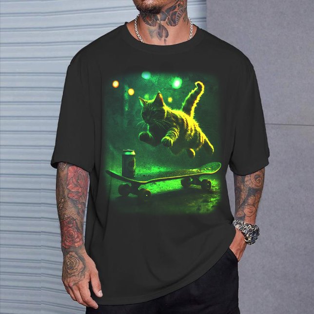 Skater Cat Retro Graphic T-Shirt Funny Skateboard (Criador carregado)