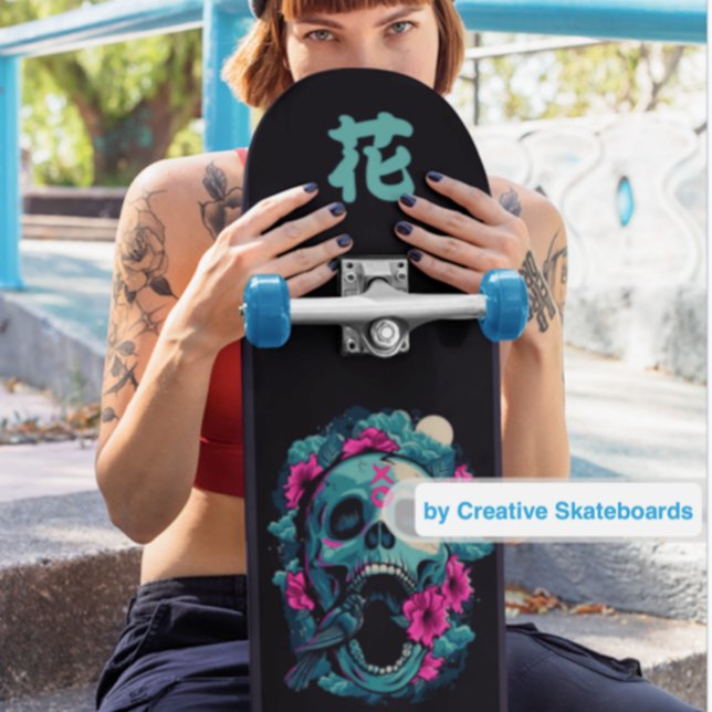 Skull Skateboard japonês com 花 monograma (Criador carregado)