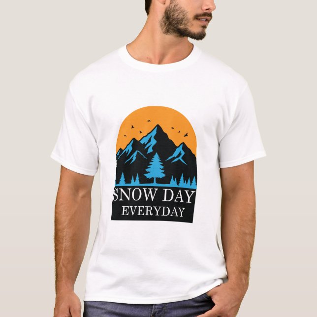 Snow Day Everyday Sunset Mountain Winter T-Shirt (Frente)