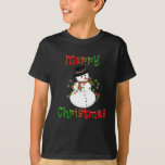Snowman & Lights Felry Christmas T-Shirt<br><div class="desc">Bonito boneco de neve emaranhado com luzes de Natal "acesas" centradas entre MERRY CHRISTMAS cheias de um padrão de gradiente vermelho e verde. Disponível em uma grande seleção de estilos e cores para todas as idades,  além de poder transferir o design para outros produtos Zazzle.</div>