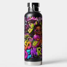 So Demure™ Morango Graffiti Girl | 32 oz Preto 
