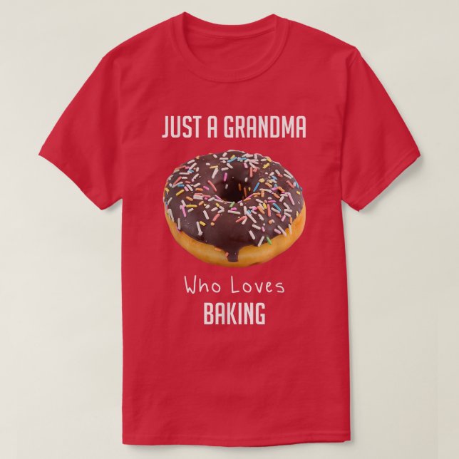 Só Uma Avó Que Adora Fazer Camiseta (Frente do Design)