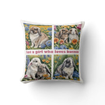 Só uma garota que ama almofada de macacos