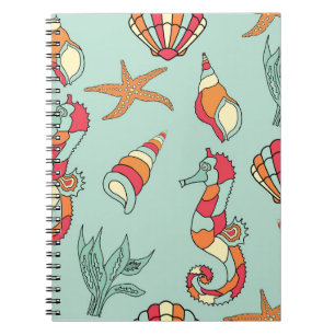 Sob o caderno espiral do mar