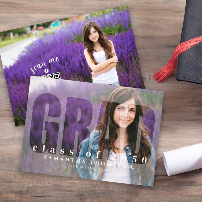 Sobreposição de Tipografia de Modelo de Fotografia (Creative graduation photo invitation with "GRAD" Typography photo overlay. )
