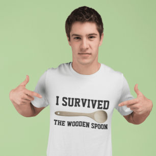 SOBREVIVI DA COLHER DE MADEIRA, T-shirts Engraçada