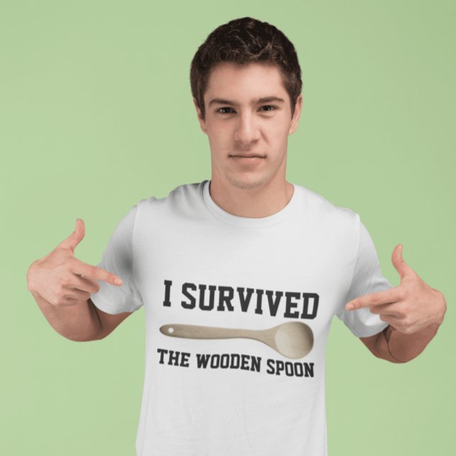 SOBREVIVI DA COLHER DE MADEIRA, T-shirts Engraçada (Criador carregado)