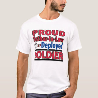 Sogro orgulhoso de uma camisa distribuída do