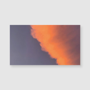 Sonhos, nuvens mágicas em cores mágicas e sonhad