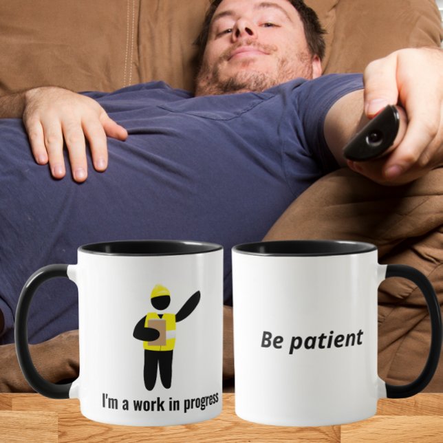 Sou um Trabalho em Andamento Caneca de Citação Eng (Criador carregado)
