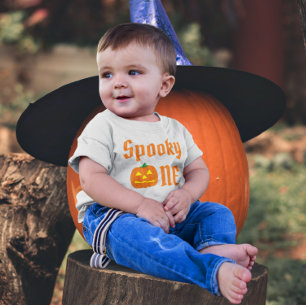 Spooky One primeiro aniversario Baby T-Shirt