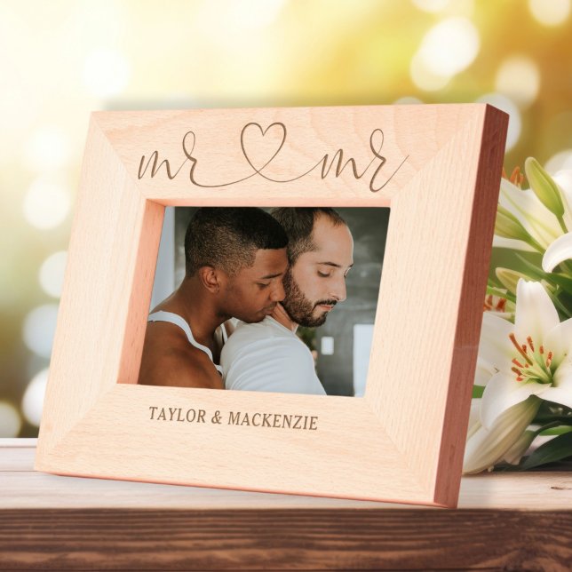 Sr. Personalizado e Sr. Casais Gay Coração (Personalized Mr and Mr Gay Couples Names Heart Etched Frames by Ricaso. Same sex wedding gift ideas)