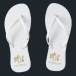 Sra. Sobrenome Chinelos com Folha de Ouro<br><div class="desc">Sra. Sobrenome Chinelos com Tipografia de Folha de Ouro. Os chinelos podem ser combinados com Chinelos Silver.</div>