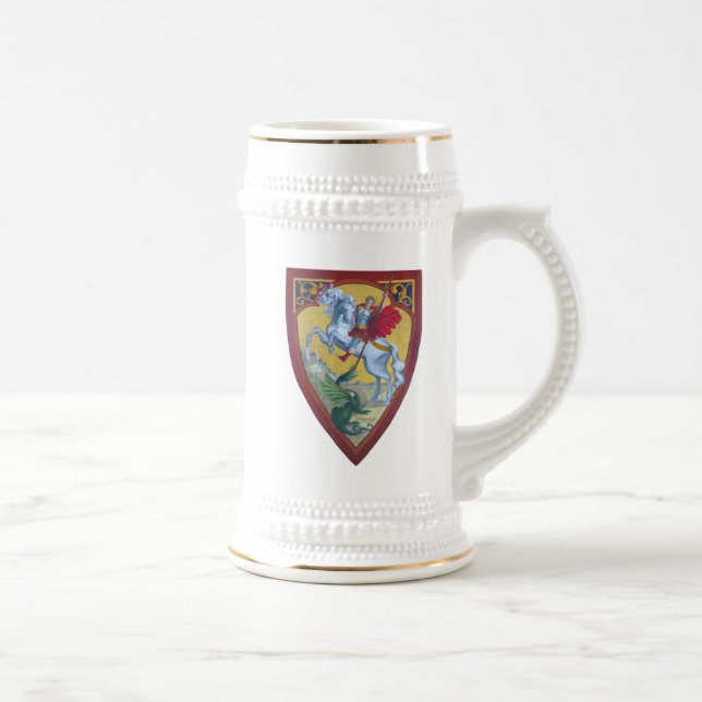 St George que massacra a caneca de cerveja do (Direita)