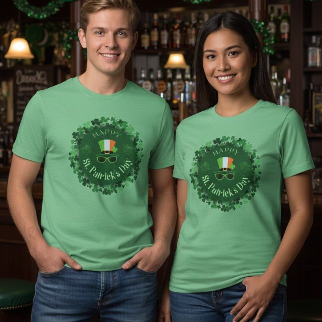 St. Patrick's Day Clover Hat unisex T-Shirt (Criador carregado)